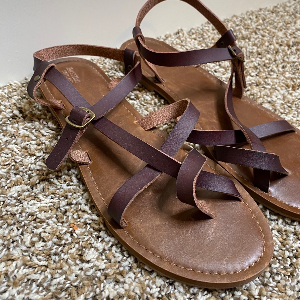 Straps Sandals Brown